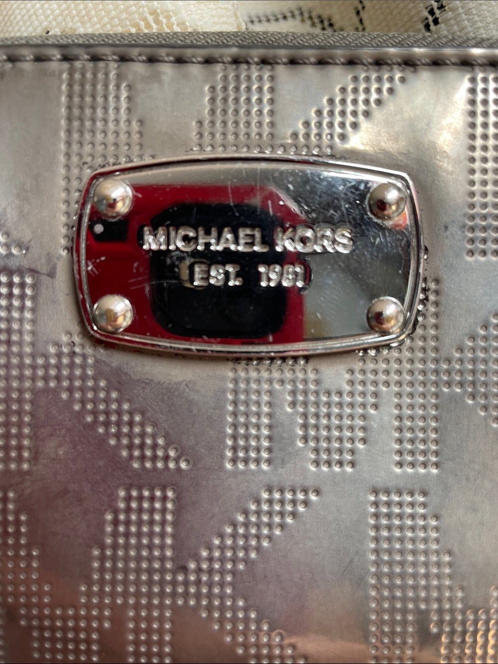 Michael Kors Jet Set Wallet with Wristlet - Picture 2 of 11